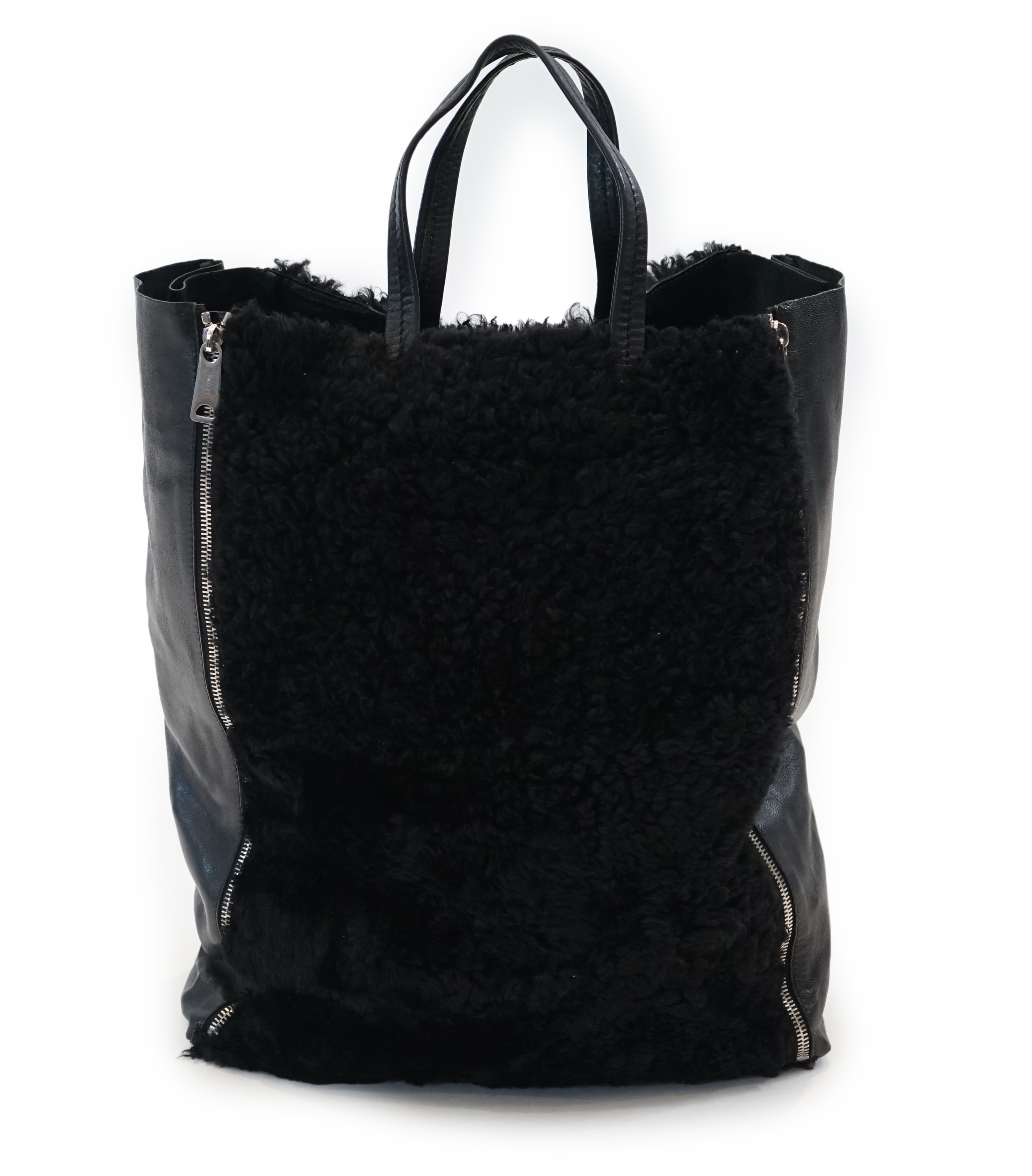 A Celine black shearling and black leather Vertical Gusset Cabas tote bag, Bag width 13cm, length 32cm, height 41cm